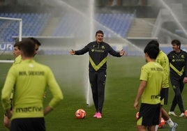 Ansotegi, en un entrenamiento con el primer equipo