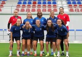 Las nuevas incorporaciones del equipo armero antes de empezar la pretemporada.
