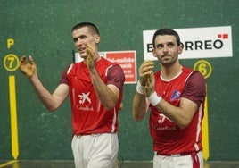 Rezusta y Altuna III devuelven el aplauso tras ganar la final de La Blanca en 29024.
