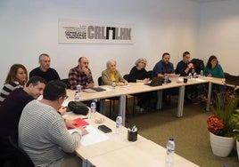 La primera reunión para negociar el SMI vasco, que fracasó a comienzos de año por el rechazo de la patronal
