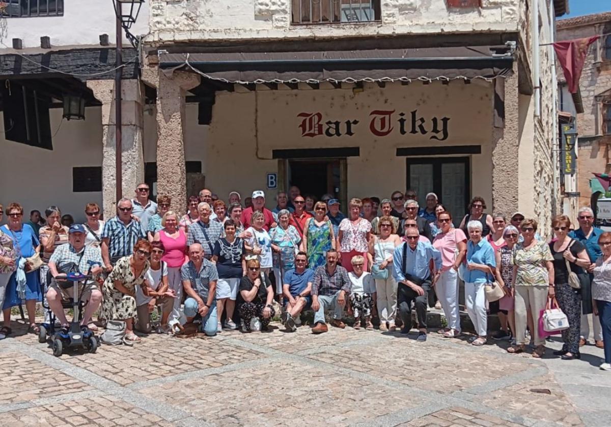Los jubilados de Abaroa visitan Covarrubias