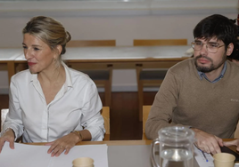 Yolanda Díaz y Lander Martínez.