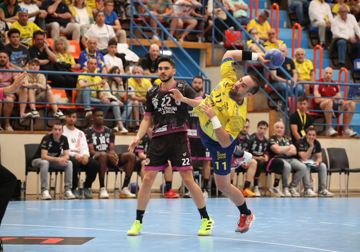 El Irudek Bidasoa Irun en un partido de la temporada pasada.