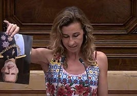 La presidenta del grupo de la CUP en el Parlament de Catalunya, Laia Estrada, en el Parlament.