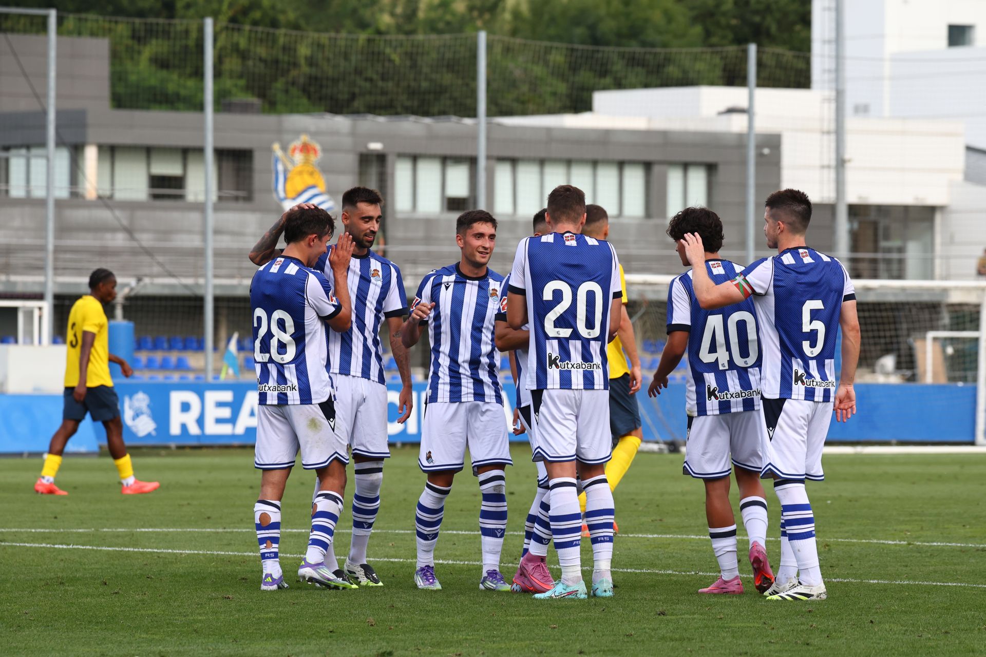 Victoria de la Real en el primer partido de pretemporada