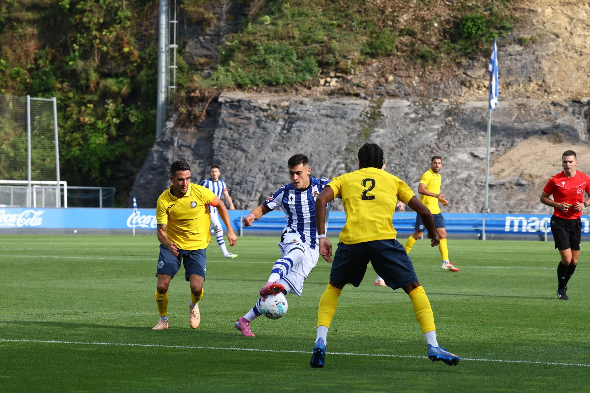 Victoria de la Real en el primer partido de pretemporada