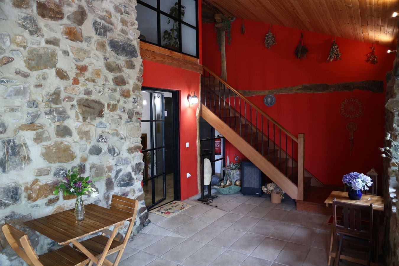 «La casa era una ruina, pero la renovamos con nuestras propias manos»