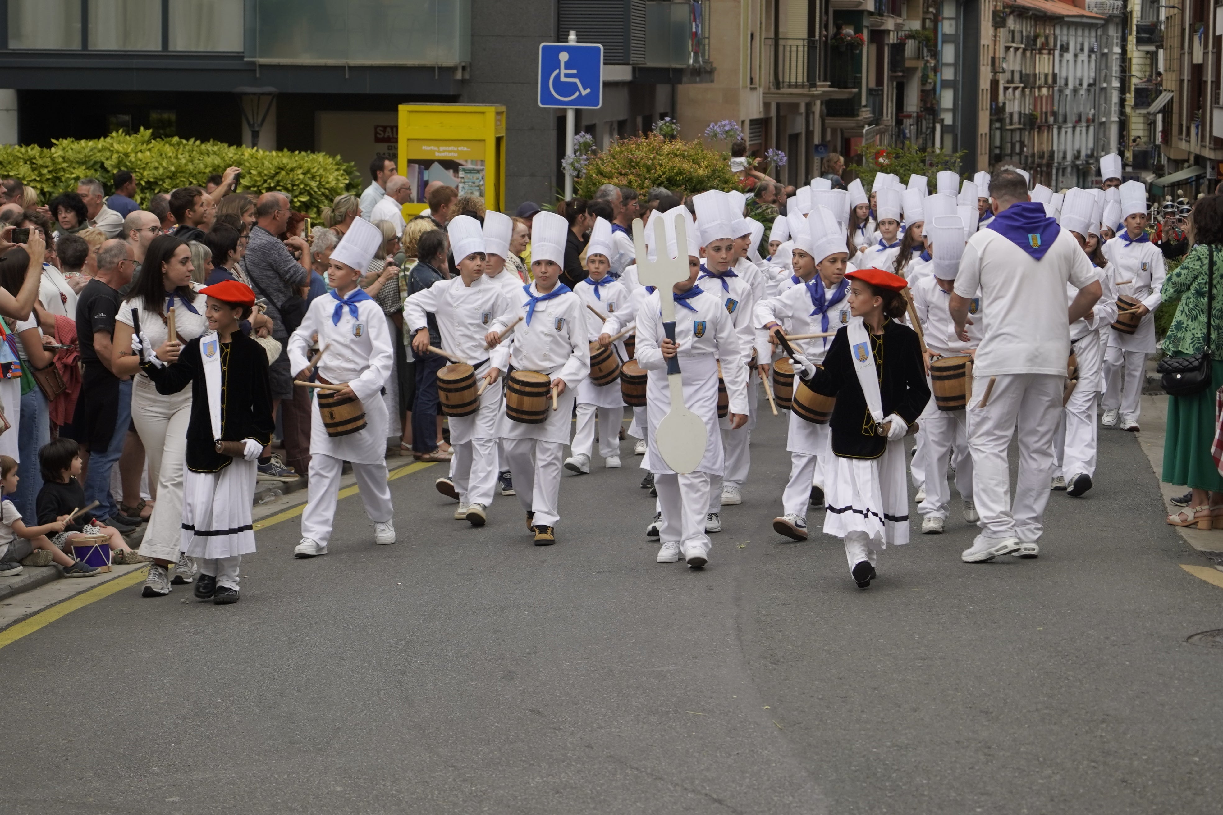 Domingo tamborrero en Ordizia