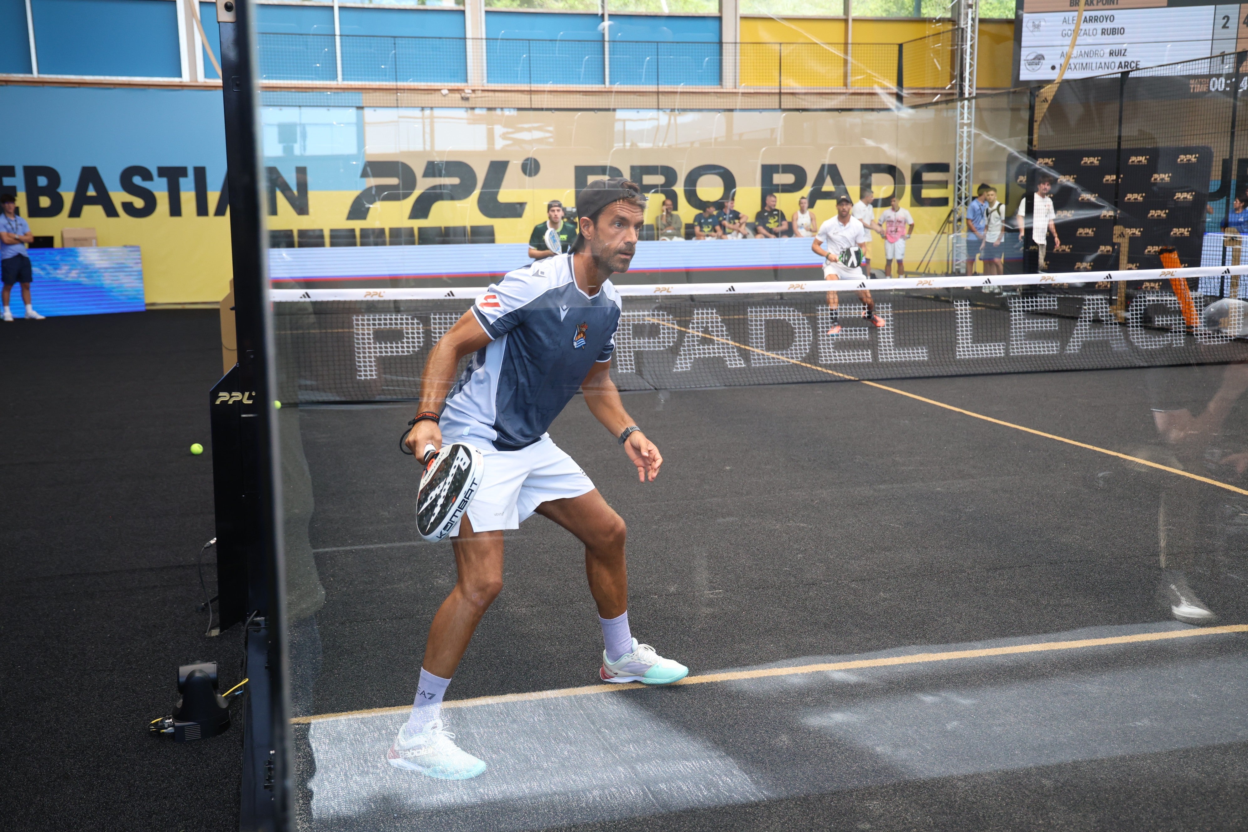 Partido de exhibición jugado en la previa del torneo jugado en San Sebastián.