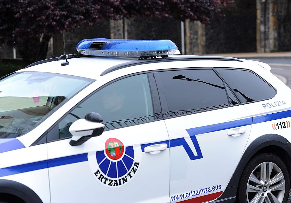 Detenidos tres jóvenes en Donostia tras una pelea en la que dos varones intentaron asfixiar al tercero