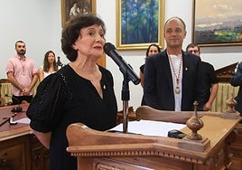 La investigadora Gloria González Aseguinolaza recibió la insignia de oro el año pasado.