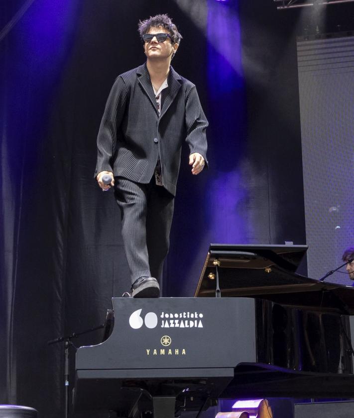 Imagen secundaria 2 - Jamie Cullum se baja a la arena del Jazzaldia