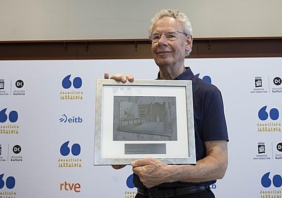 El músico británico este miércoles recibiendo el Premio Donostiako Jazzaldia.