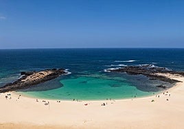 Vista aérea de la playa de 'La Concha' en Fuerteventura.