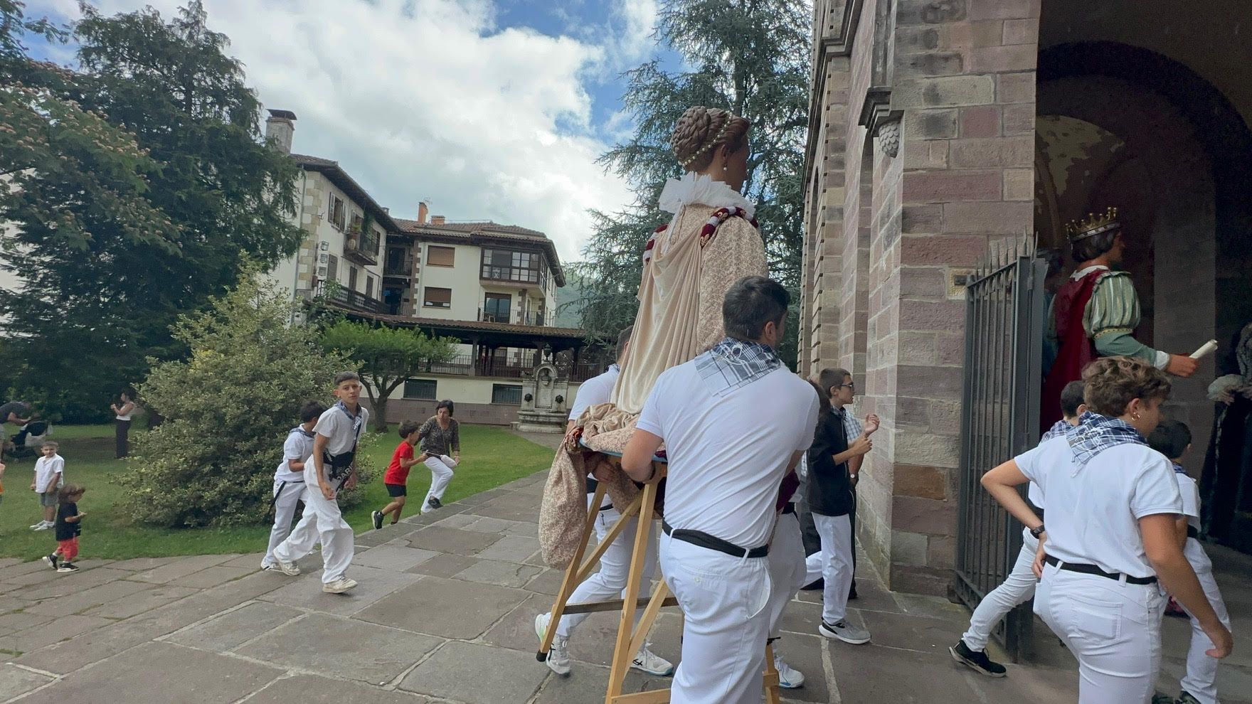 Elizondo celebra su día grande