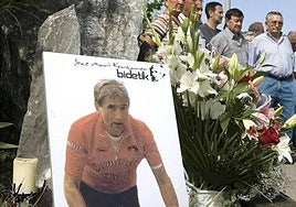 Bidetik pone fin a su trayectoria en el 25 aniversario del asesinato de Joxe Mari Korta