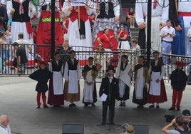 Erraldoiek hartu dute Azpeitia Umeen Egunean
