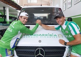 Mattin Colas y Aimar Kanpandegi han dado este año el salto a la primera trainera.