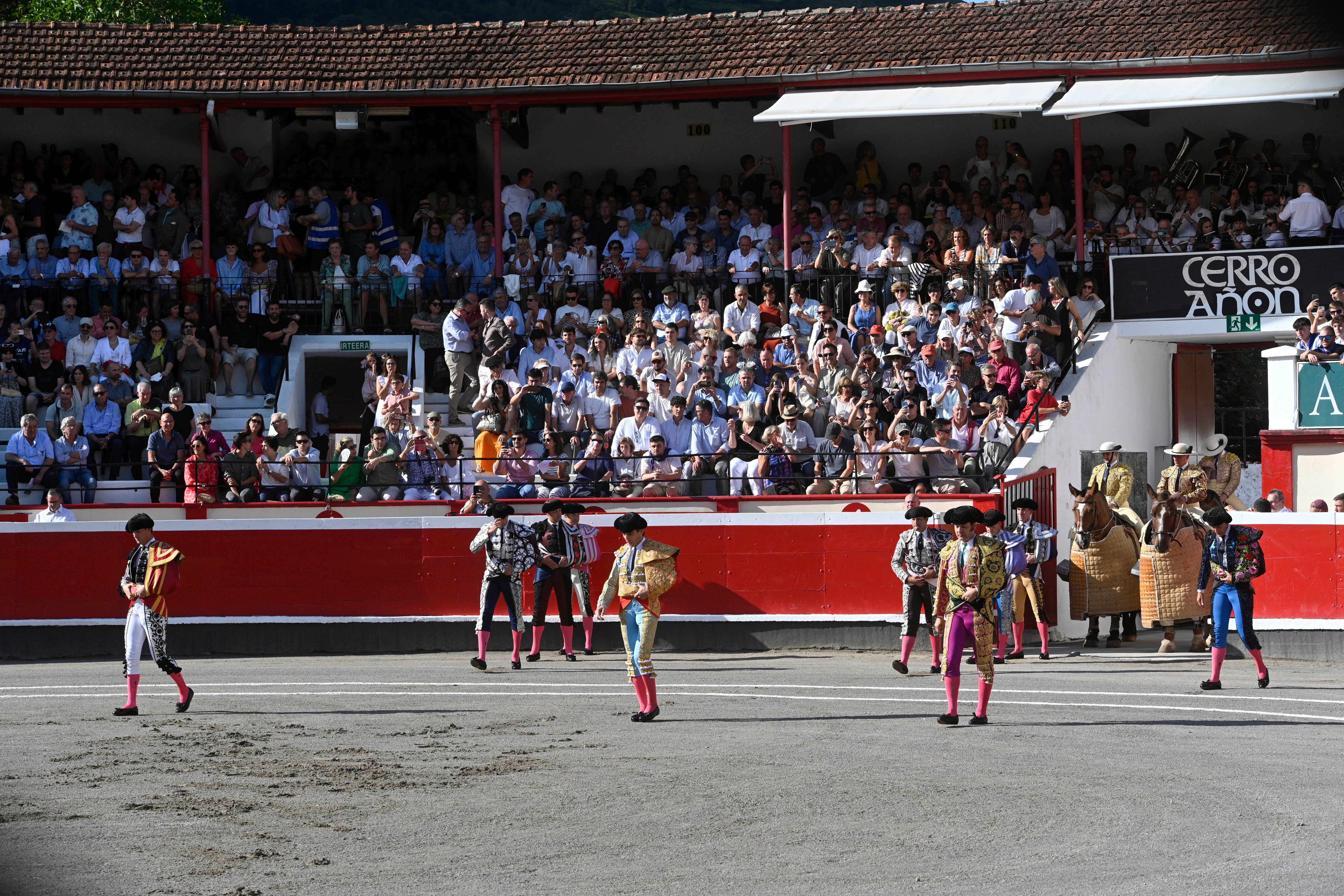 Lleno en Azpeitia para ver los toros