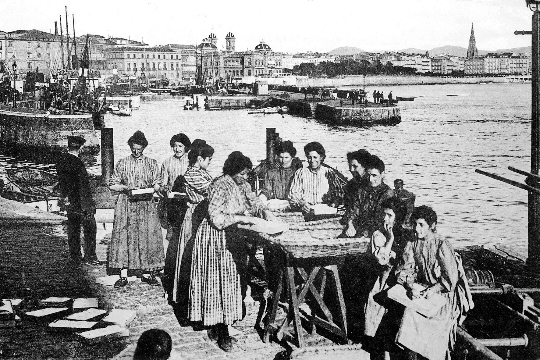 Imagen principal - Así era la Jarana, el barrio donostiarra que cumple 175 años