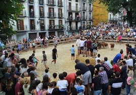 Vaquillas, bertsos, espuma y mucho más este sábado por las fiestas de San Ignacio