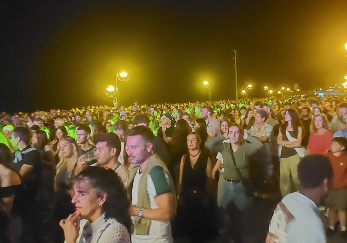 Zarautz disfruto un año más de Los 40 Summer Live