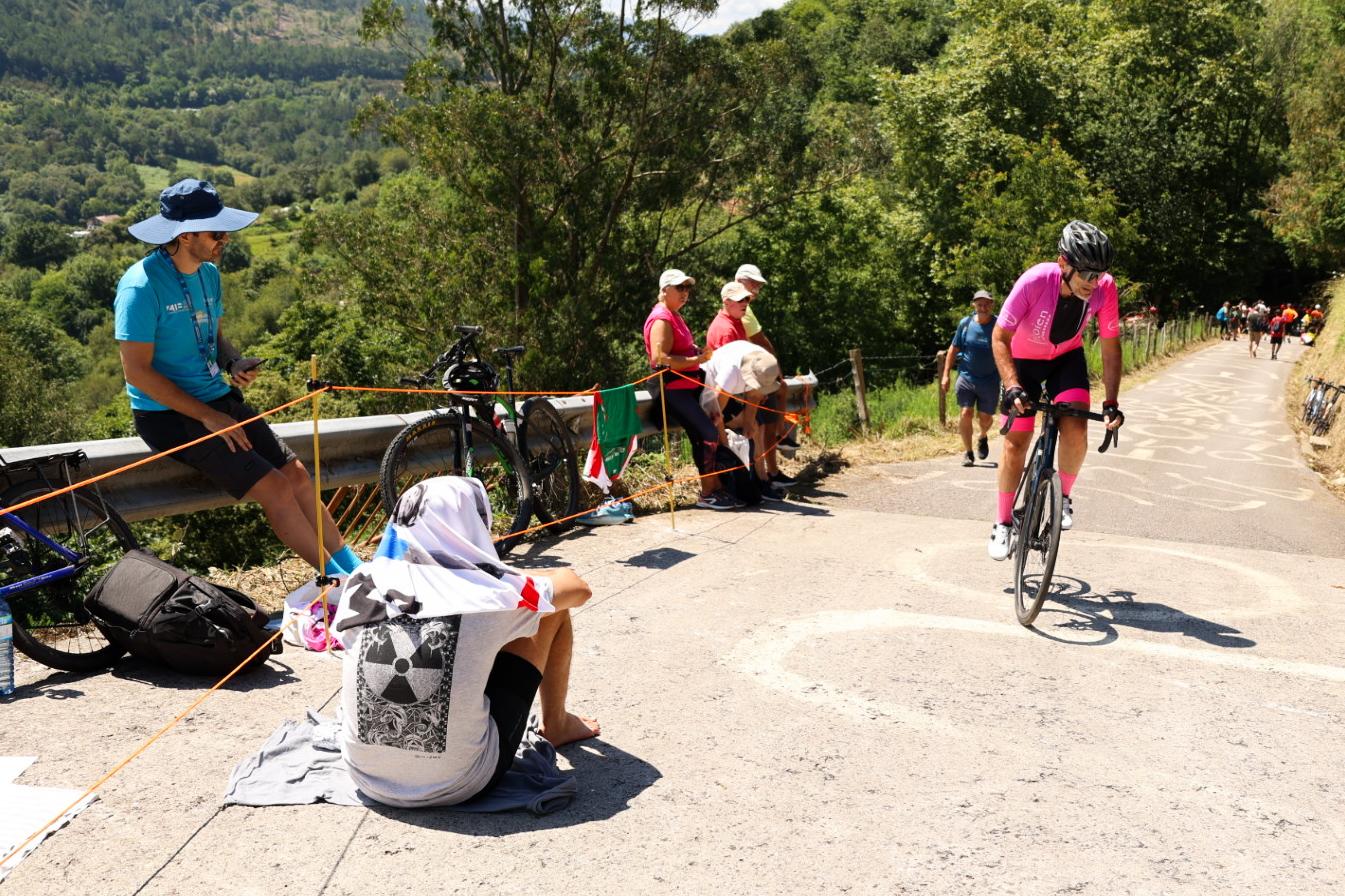 Un pasillo humano en Murgil