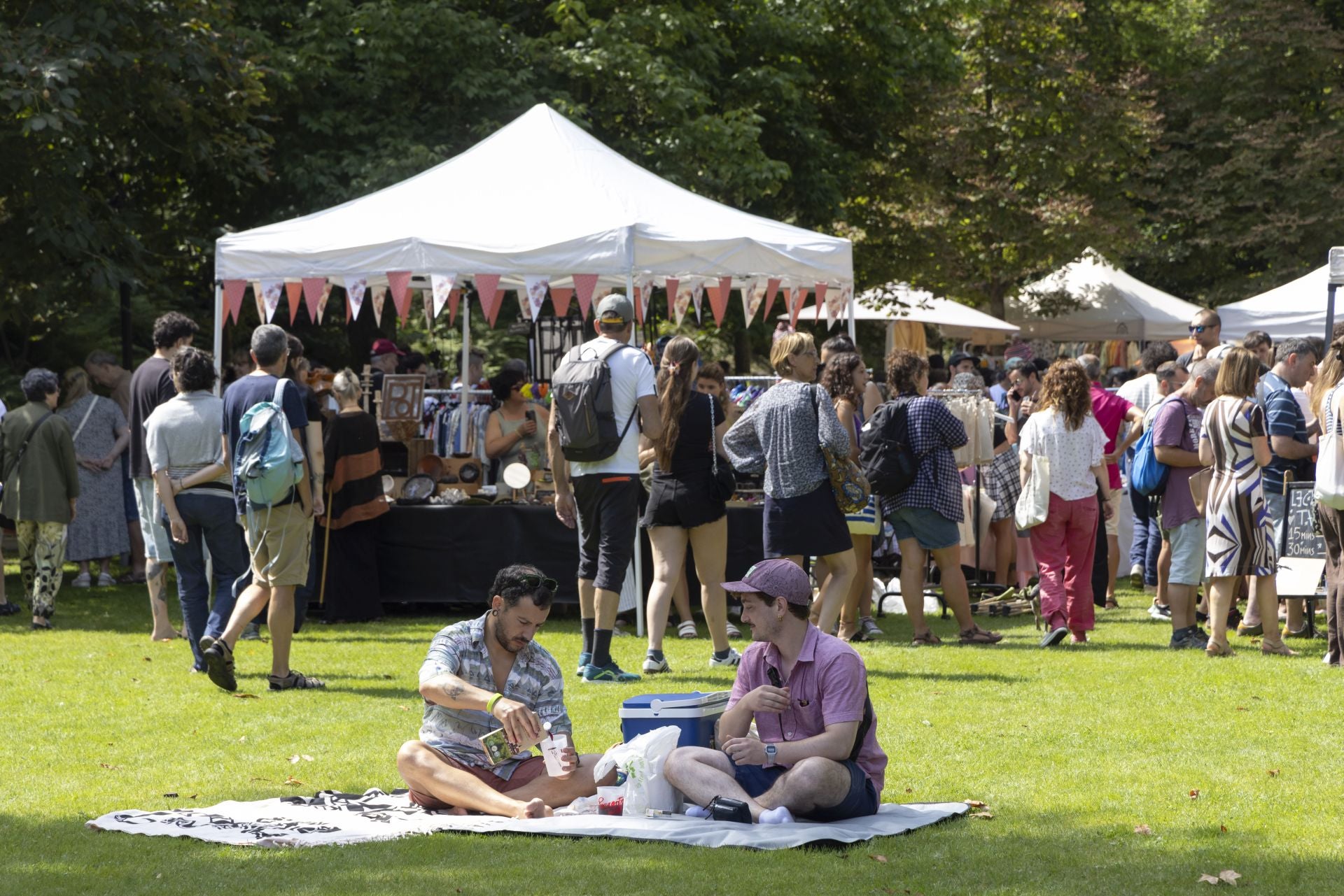 Música y ambientazo en Cristina Enea