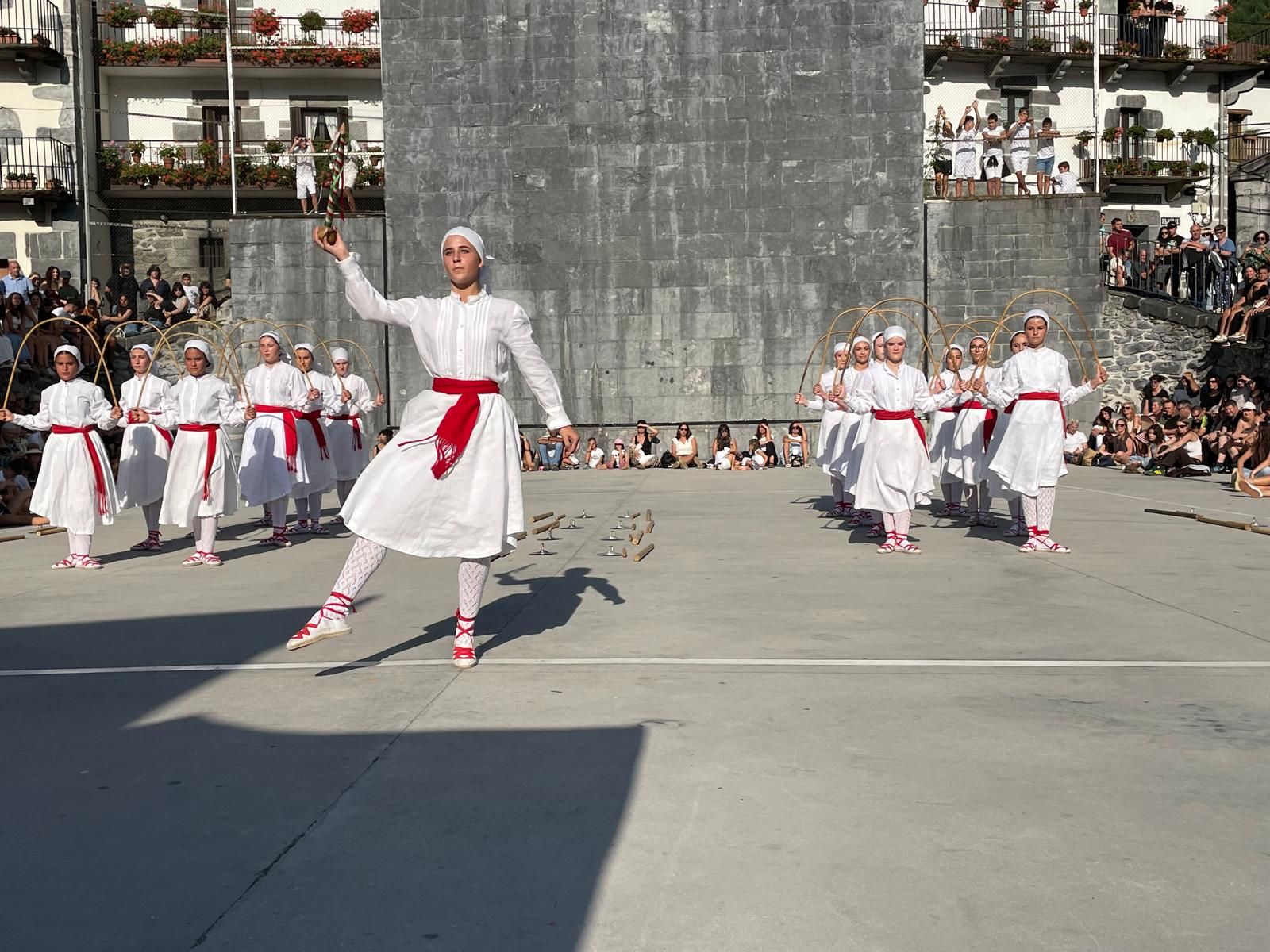 Leitzako umeen eguna jendetsua izan da