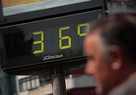 1.060 personas murieron en julio por el calor, un 57% más que en 2024