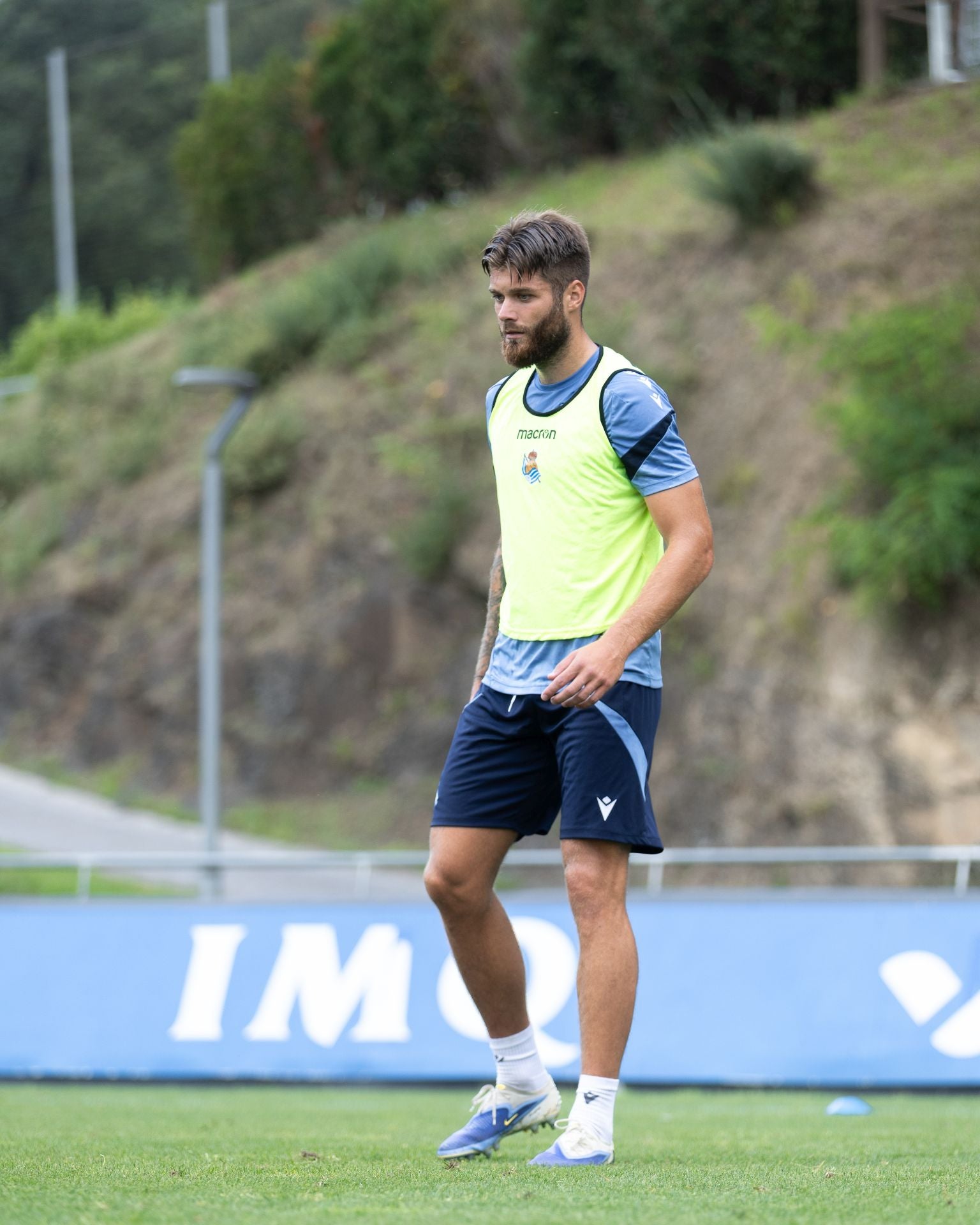 Primer entrenamiento de Caleta-Car y Guedes en Zubieta