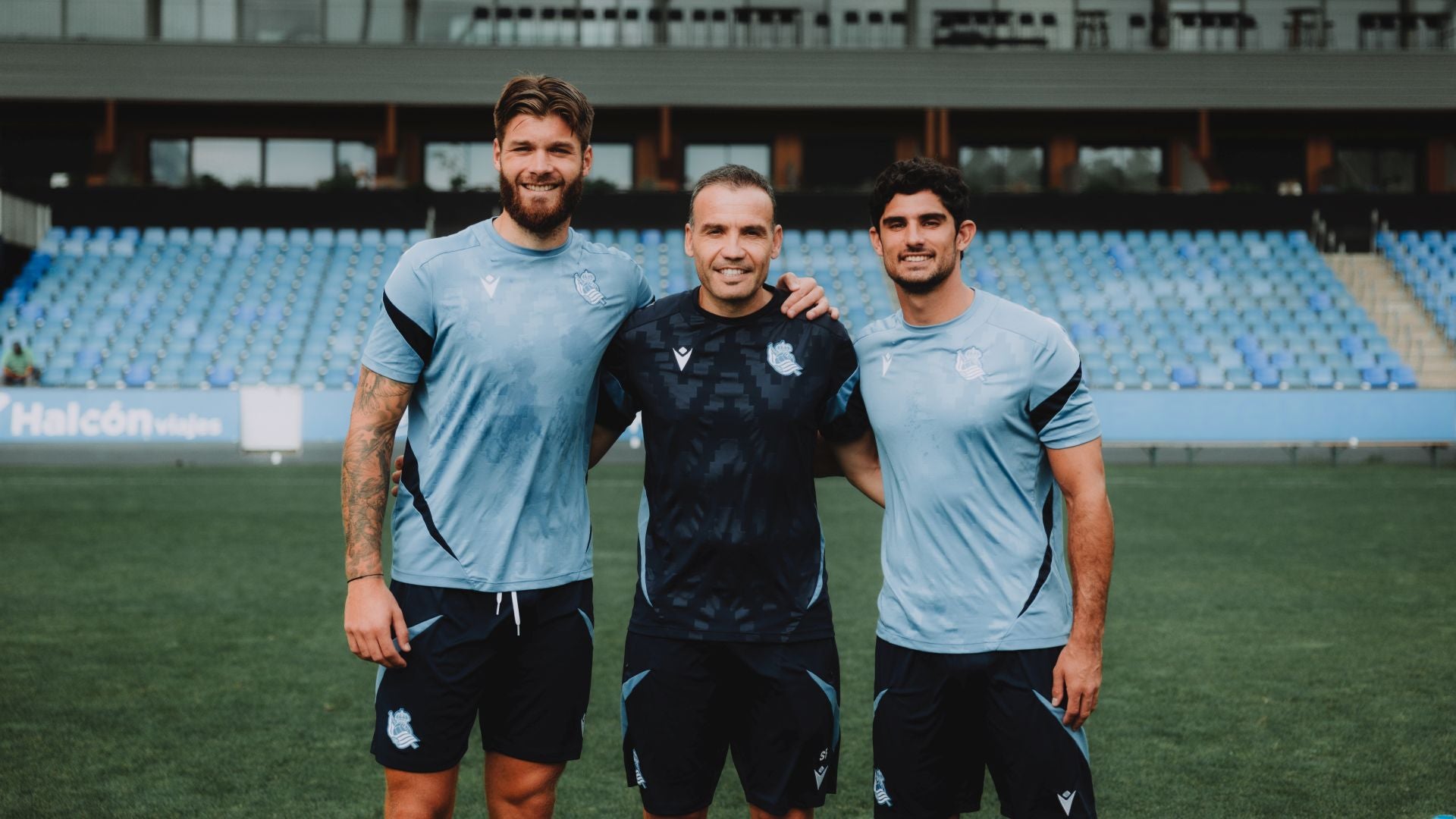 Primer entrenamiento de Caleta-Car y Guedes en Zubieta