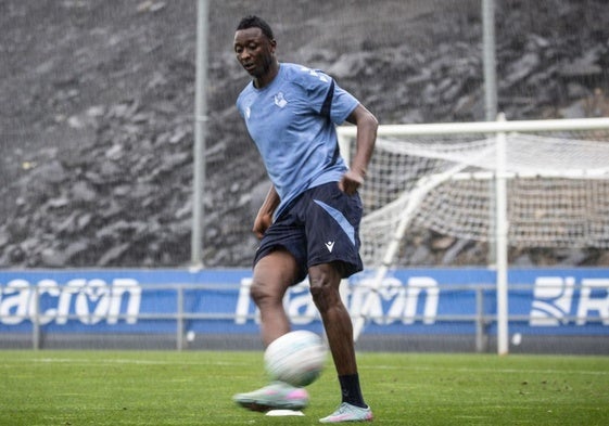 Sadiq, durante un entrenamiento en solitario en Zubieta