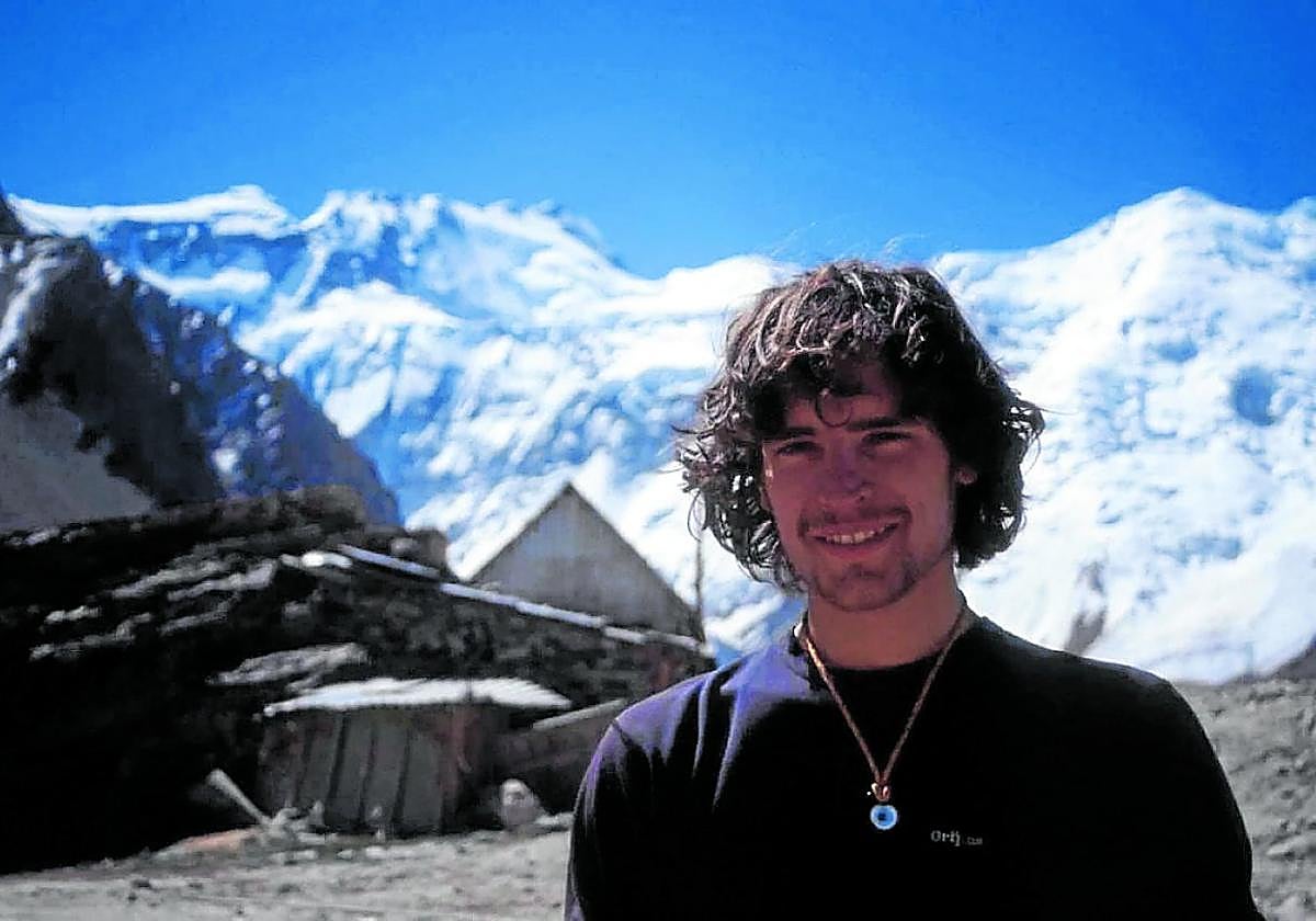 Ormazabal, en el campo base del Korgenewskaya.