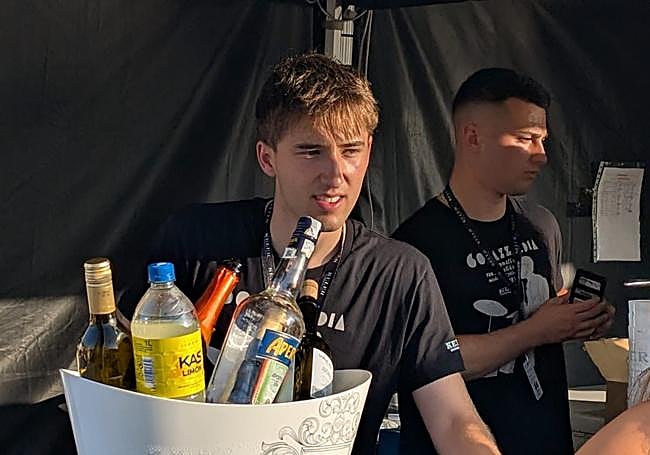 Alex Maiztegi en la barra del Jazzaldia