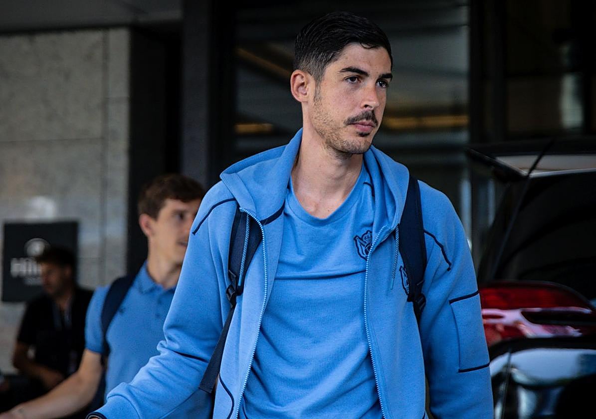 Carlos Fernández, durante un viaje con la Real