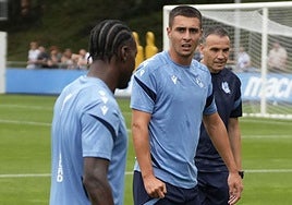 Becker y Karrikaburu, durante un entrenamiento en Zubieta