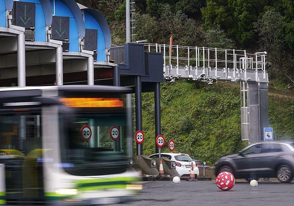 Imagen del peaje de los Túneles de Artxanda.