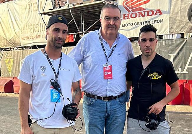 Abel Ramos (izquierda), en el Gran Premio de Velocidad de La Bañeza, celebrado este pasado fin de semana.