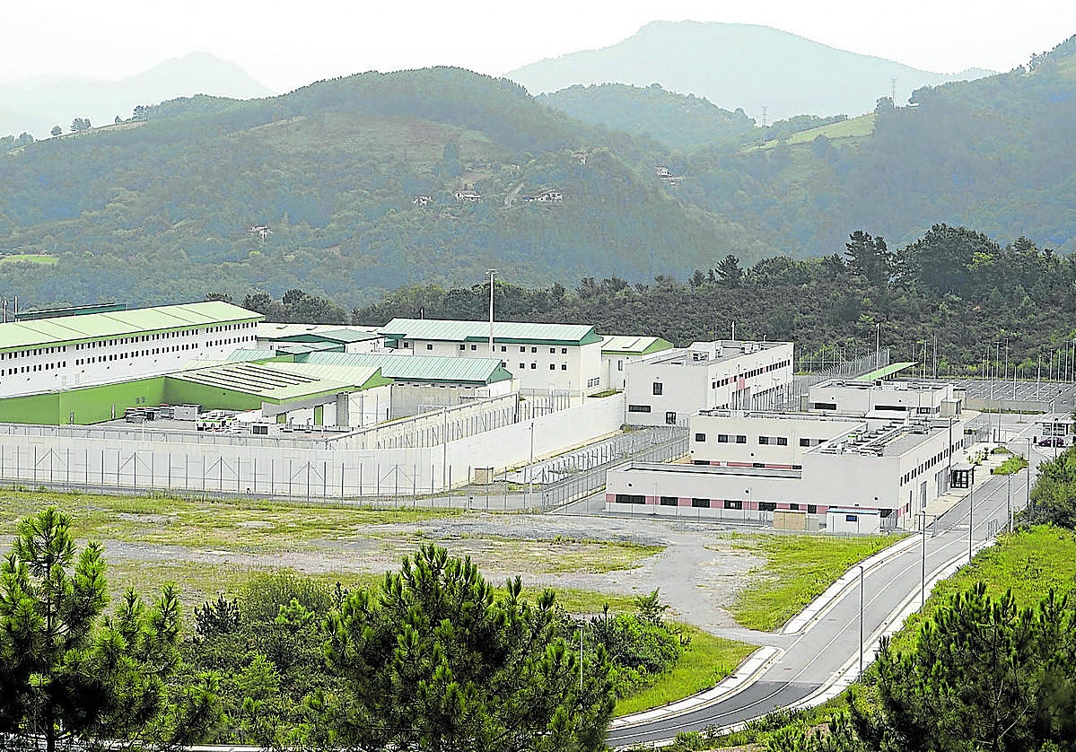 La nueva cárcel de Zubieta está acabada a la espera de recibir a los presos de Martutene.