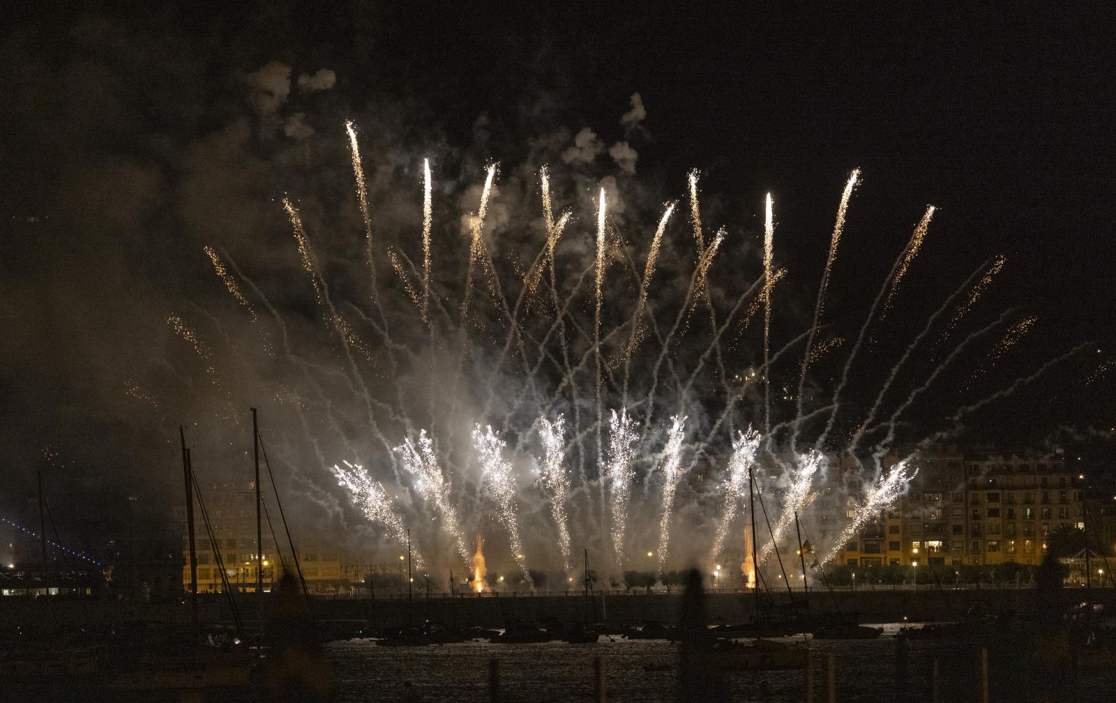 Tradición y modernidad de la mano de Pirotecnia Peñarroja