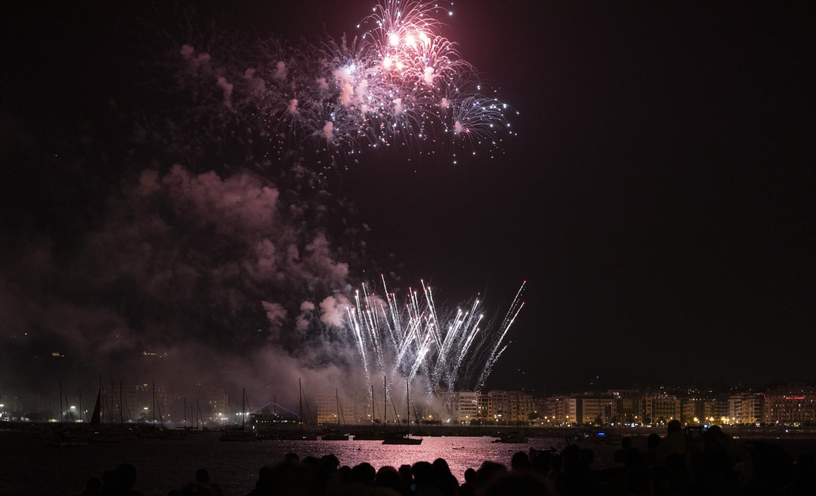 Tradición y modernidad de la mano de Pirotecnia Peñarroja