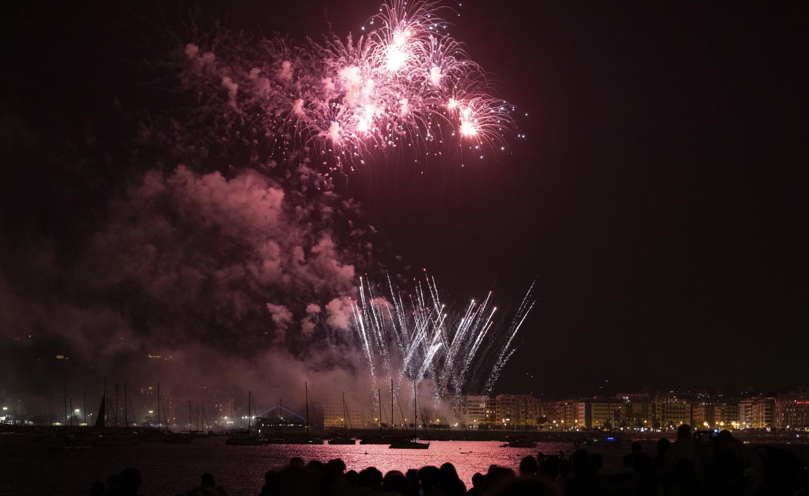 Tradición y modernidad de la mano de Pirotecnia Peñarroja
