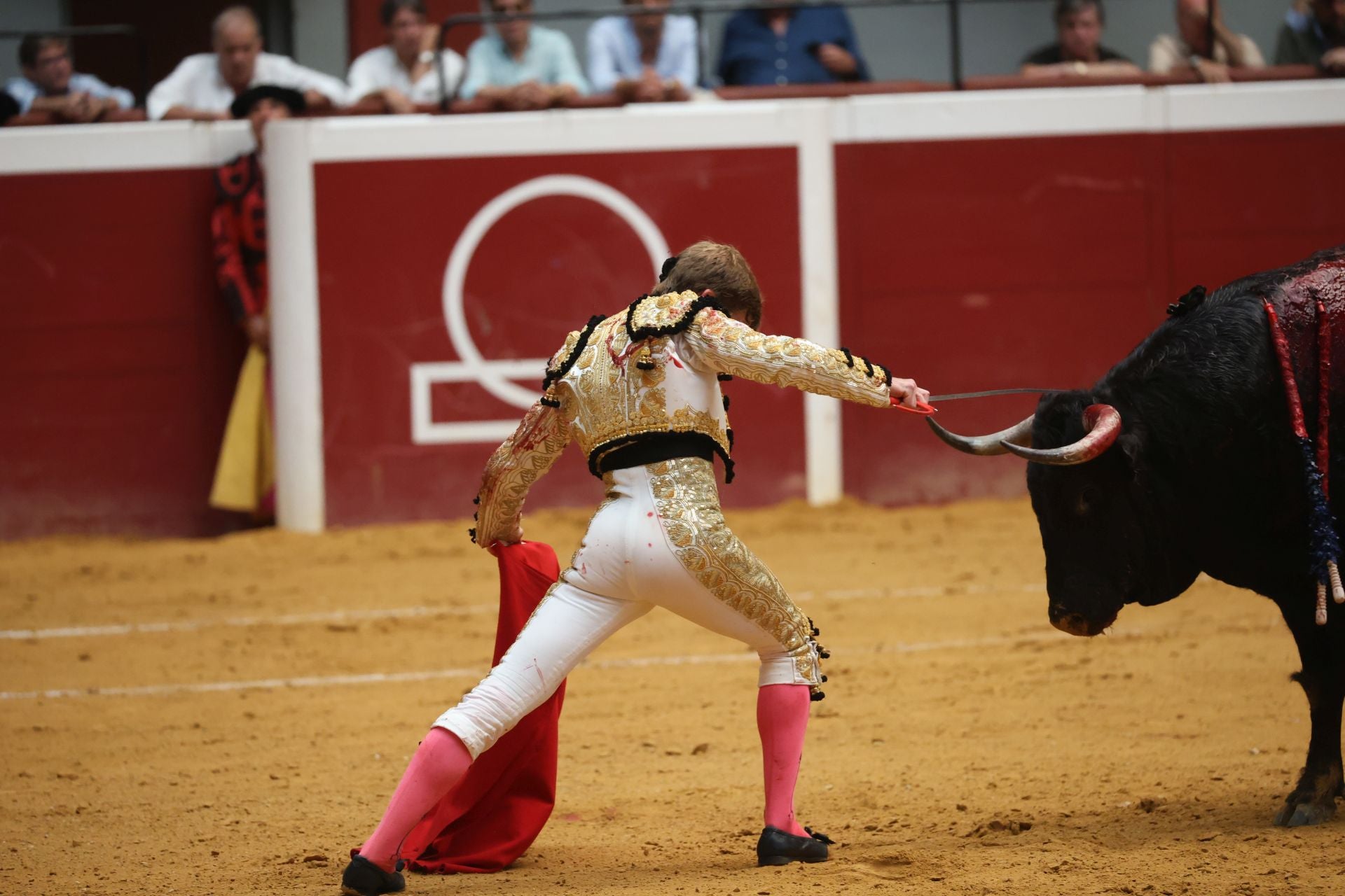 El encierro de El Vellosino abre las corridas de toros del Aste Nagusia