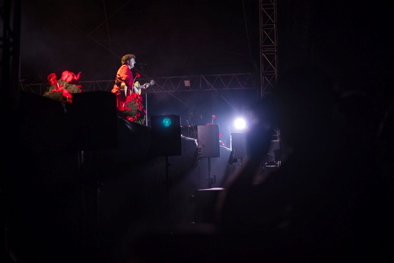 Intimidad y energía contagiosa con Janus Lester