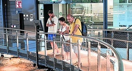 Apirilean ireki diren termek bisitari ugari erakarri dituzte Oiasso museora aurten.