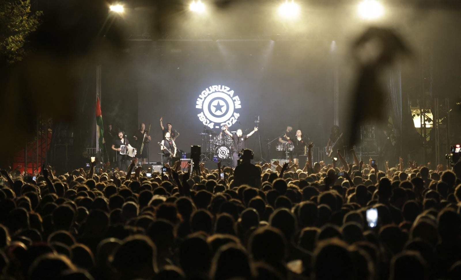 Fermin Muguruza entusiasma en Irun