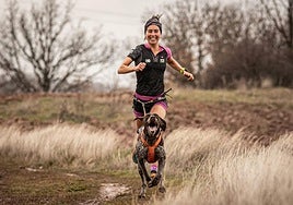 No hay día, incluidos los de la Aste Nagusia, que Fernández no corra por los montes de Donostialdea.