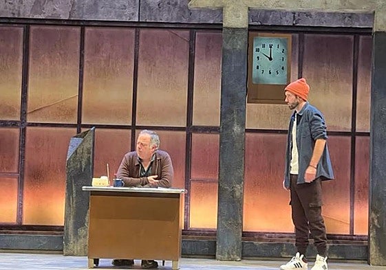 Puro teatro de enredo