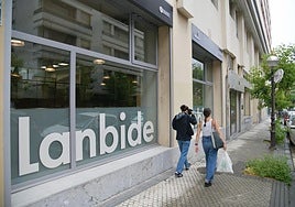 Oficina de Lanbide en San Sebastián.